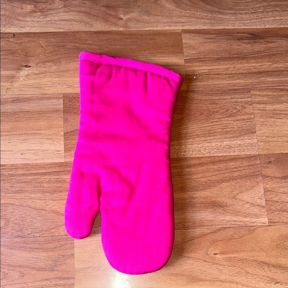 Princess House Pink and Purple Oven Mitt with Floral Design - Picture 2 of 6